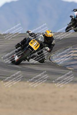 media/Nov-16-2025-Race Pace (Sun) [[8c5fa54630]]/Verified Riders/8-Turn 12 (120pm)/